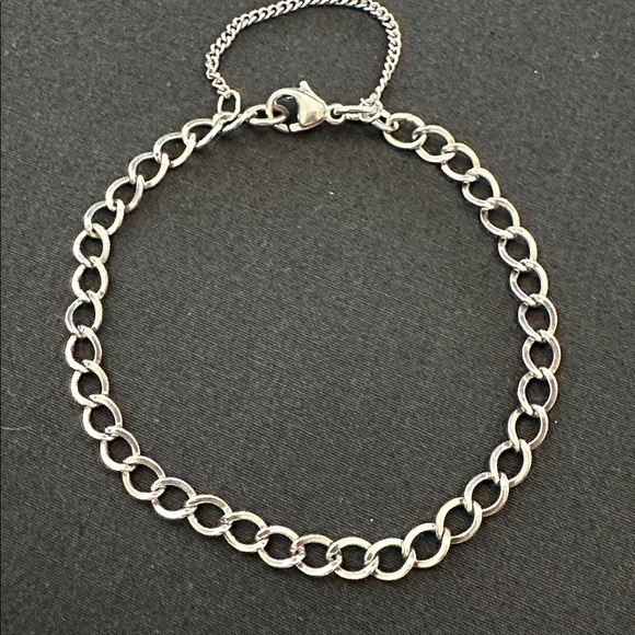 James Avery Forged Link Sterling Silver Charm Bracelet - Picture 2 of 6